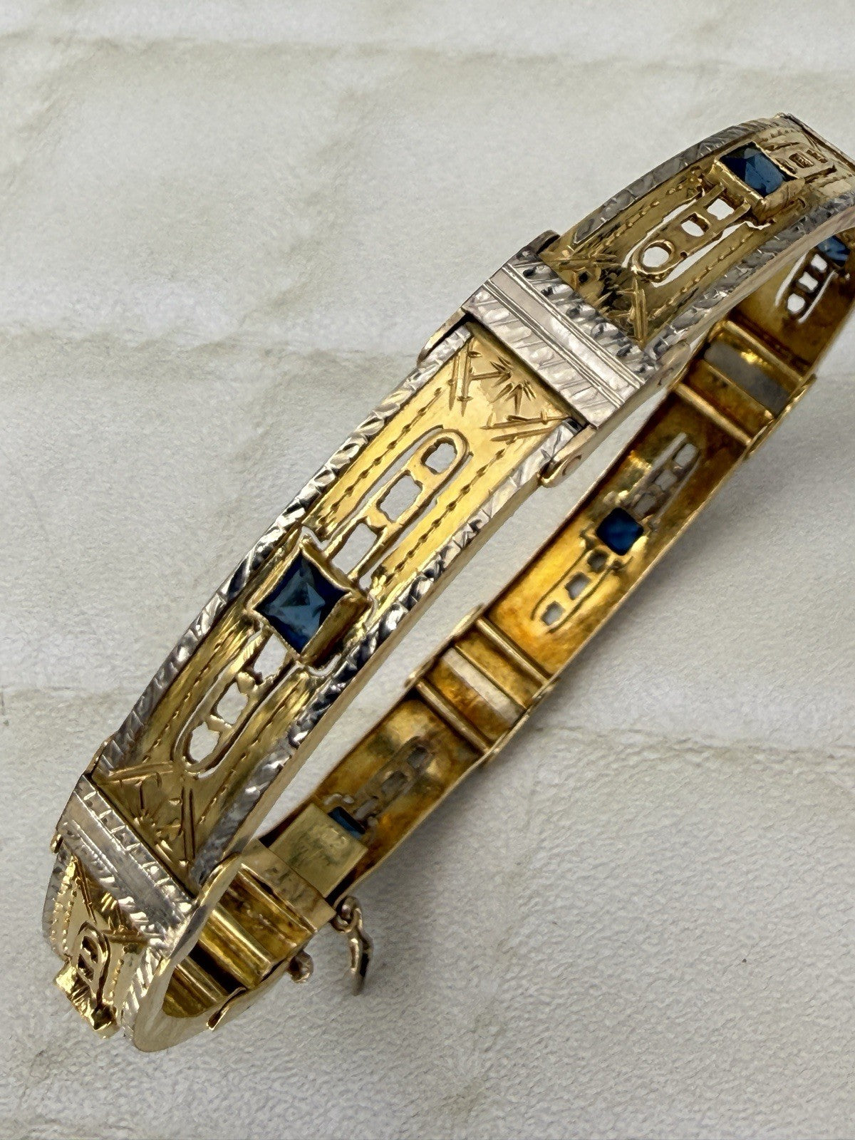 Bracciale antico a moduli in oro bianco e giallo 18 kt con pietre blu – foto 14