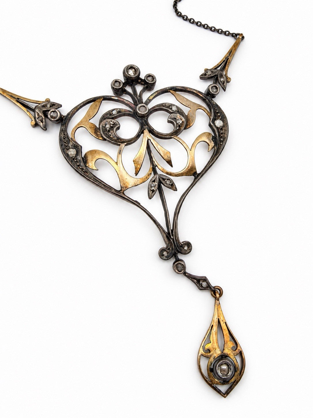 Collana con pendente antico in oro 12 kt, argento e diamanti taglio rosa – foto 4