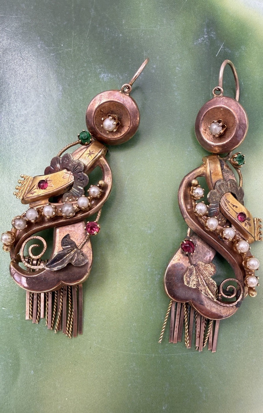 Orecchini borbonici a frange in oro 6/7 kt con paste vitree e microperle – foto 11