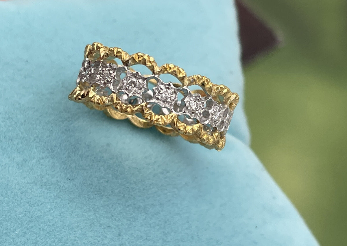 Anello eternity inciso a mano in oro bianco e giallo 18 kt con brillanti – foto 8