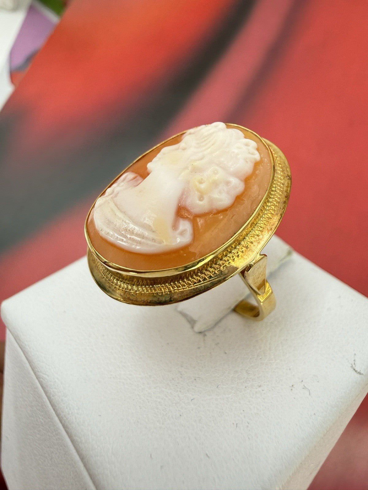 Anello con cammeo in conchiglia volto di donna, oro 18 kt – foto 6