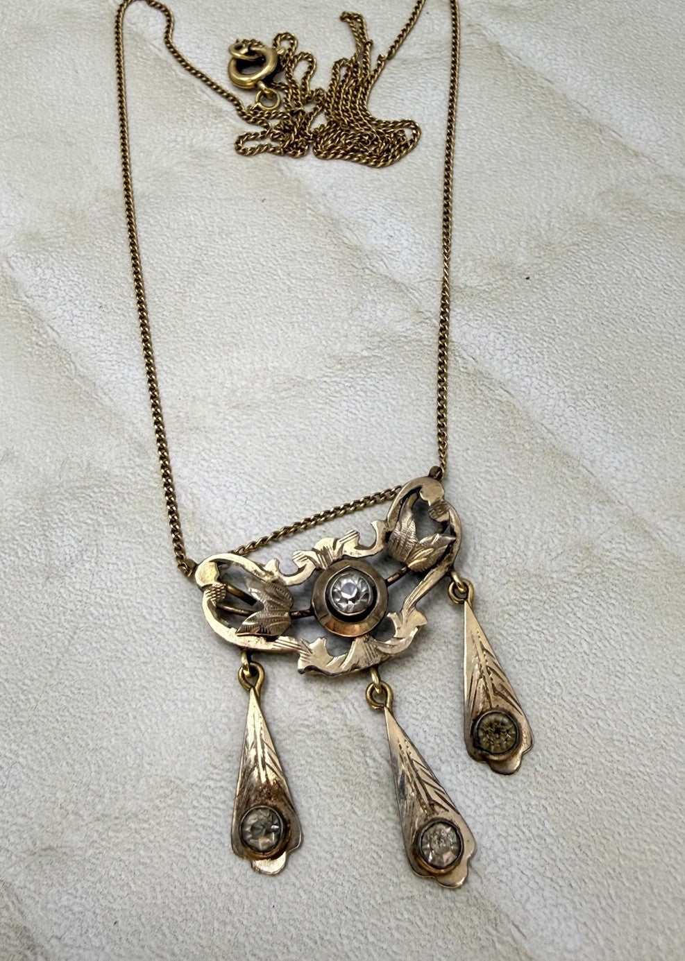 Collanina con pendente antico in oro bianco e giallo 12 kt, anni '20 – foto 8