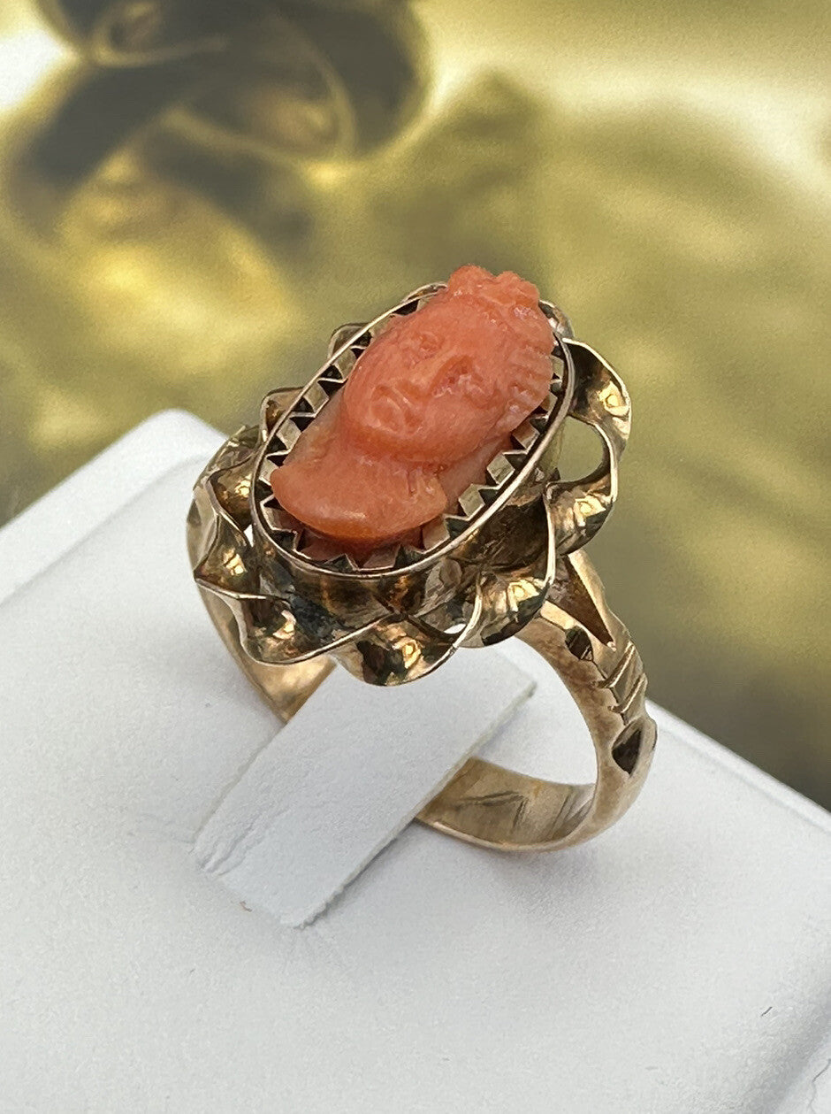 Anello borbonico in oro 6/7 kt con cammeo di corallo su onice, fine '800 – foto 17