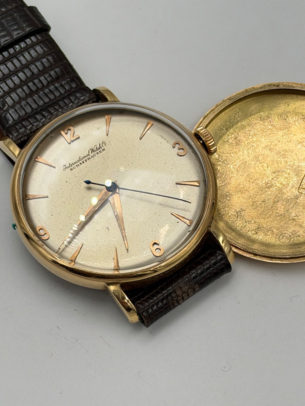 Orologio IWC Schaffhausen calibro 60 in oro 18 kt, anni '40 – foto 18