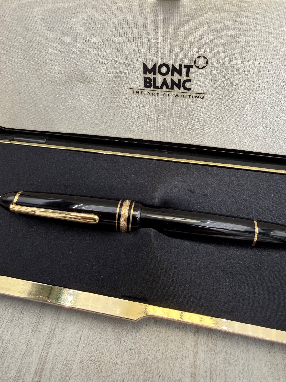 Penna stilografica Montblanc Meisterstück 146 con pennino in oro 14 kt – foto 2