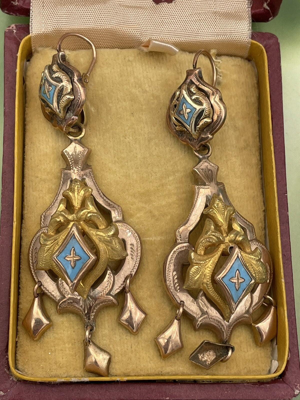 Orecchini borbonici in oro rosso 6/7 kt con smalti azzurri, '800