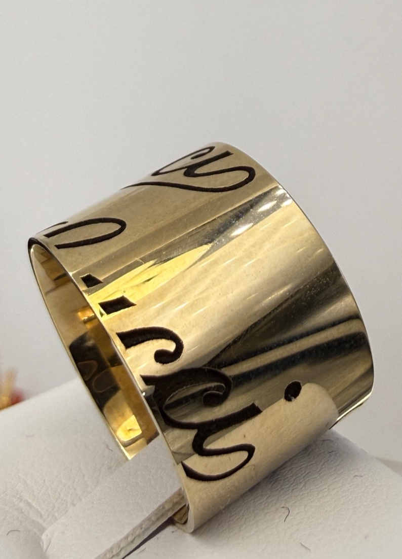 Anello Gucci Icon Prints a fascia larga in oro giallo 18 kt – foto 17