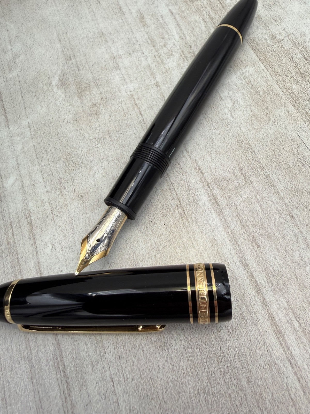 Penna stilografica Montblanc Meisterstück 146 con pennino in oro 14 kt – foto 9
