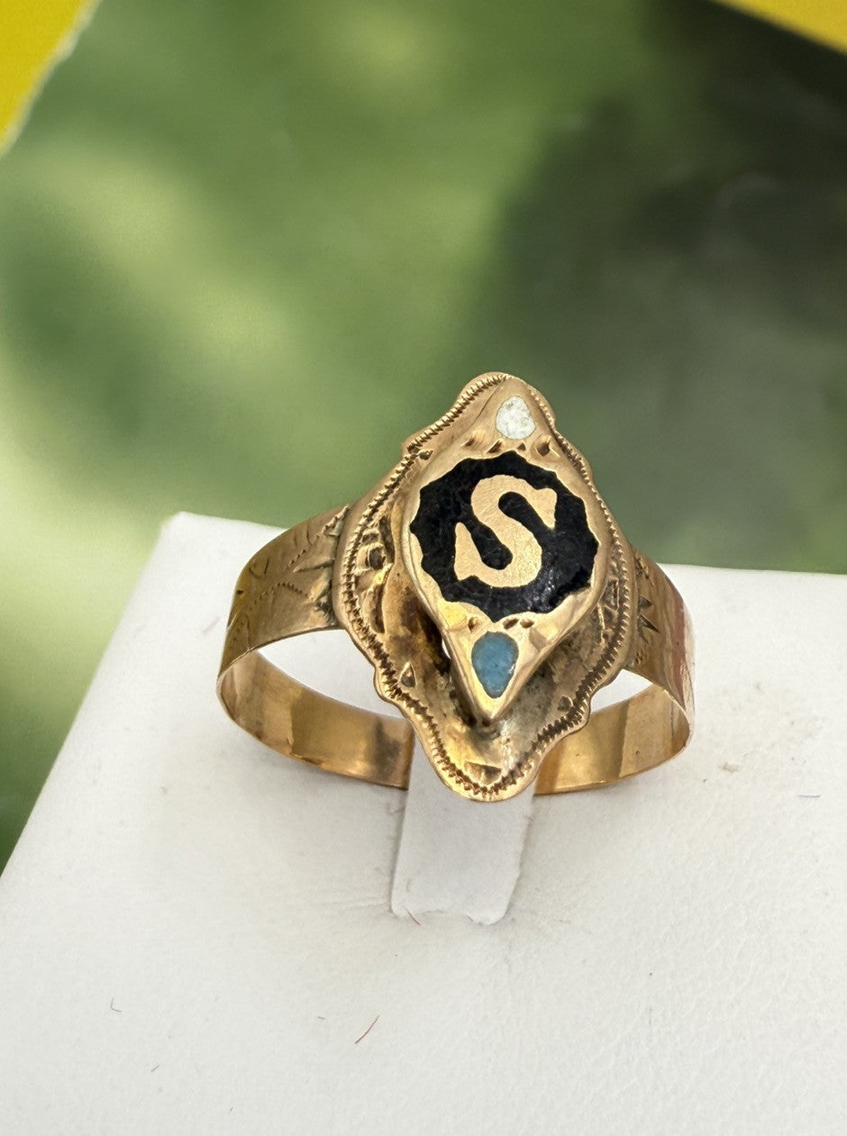 Anello borbonico inciso con lettera S e smalti in oro 6/7 kt, '800 – foto 4